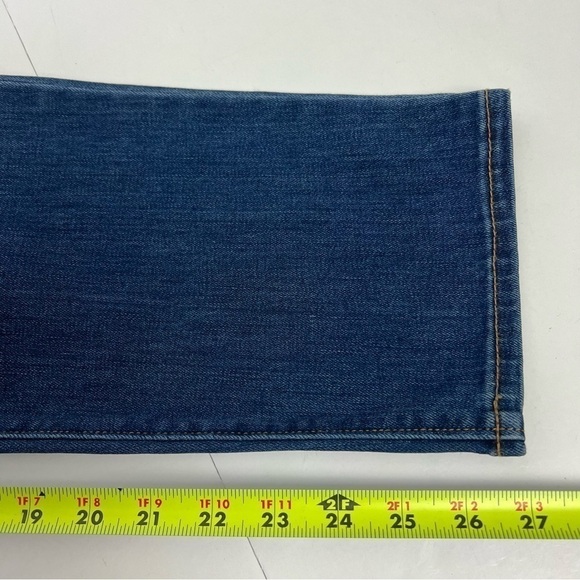 NWT Old Navy Women Power Slim Straight Blue Jeans Sz 14 Short Distressed Stretch - Picture 15 of 16